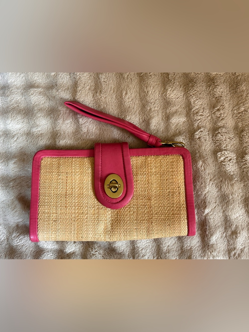 Coach Organic Straw Wristlet – Pink Leather Trim – Style 42474 – Good Condition
